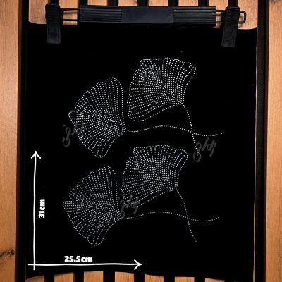 تصویر پنل نگین حرارتی برگ دسته ای برای تزئین لباس