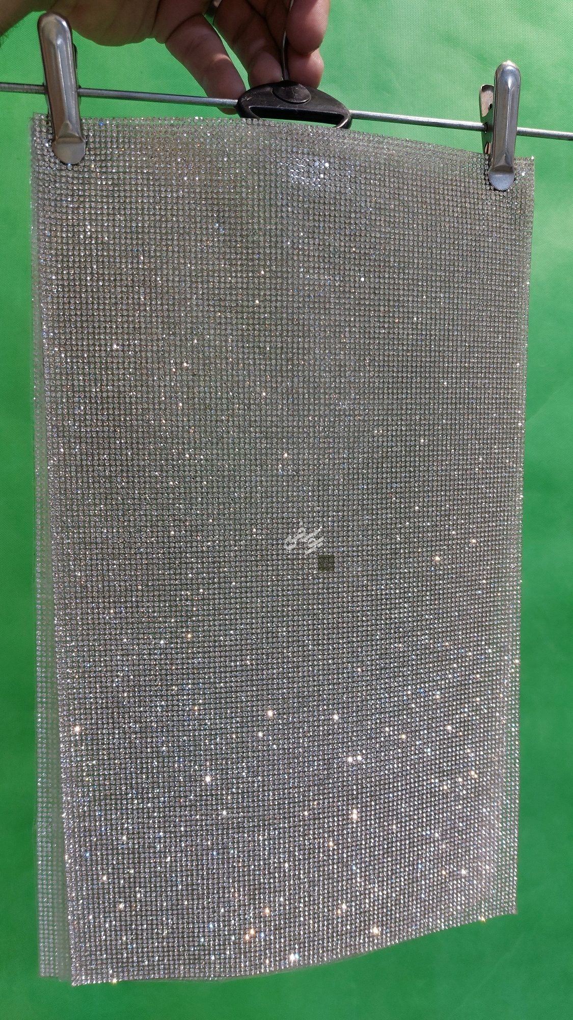 ۲۰۲۴۰۸۱۲_۰۹۱۶۱۲ نگین لواشکی حرارتی منظم نقره ای - تصویر 1