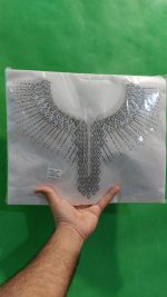 طرح یقه شمشیری زنانه