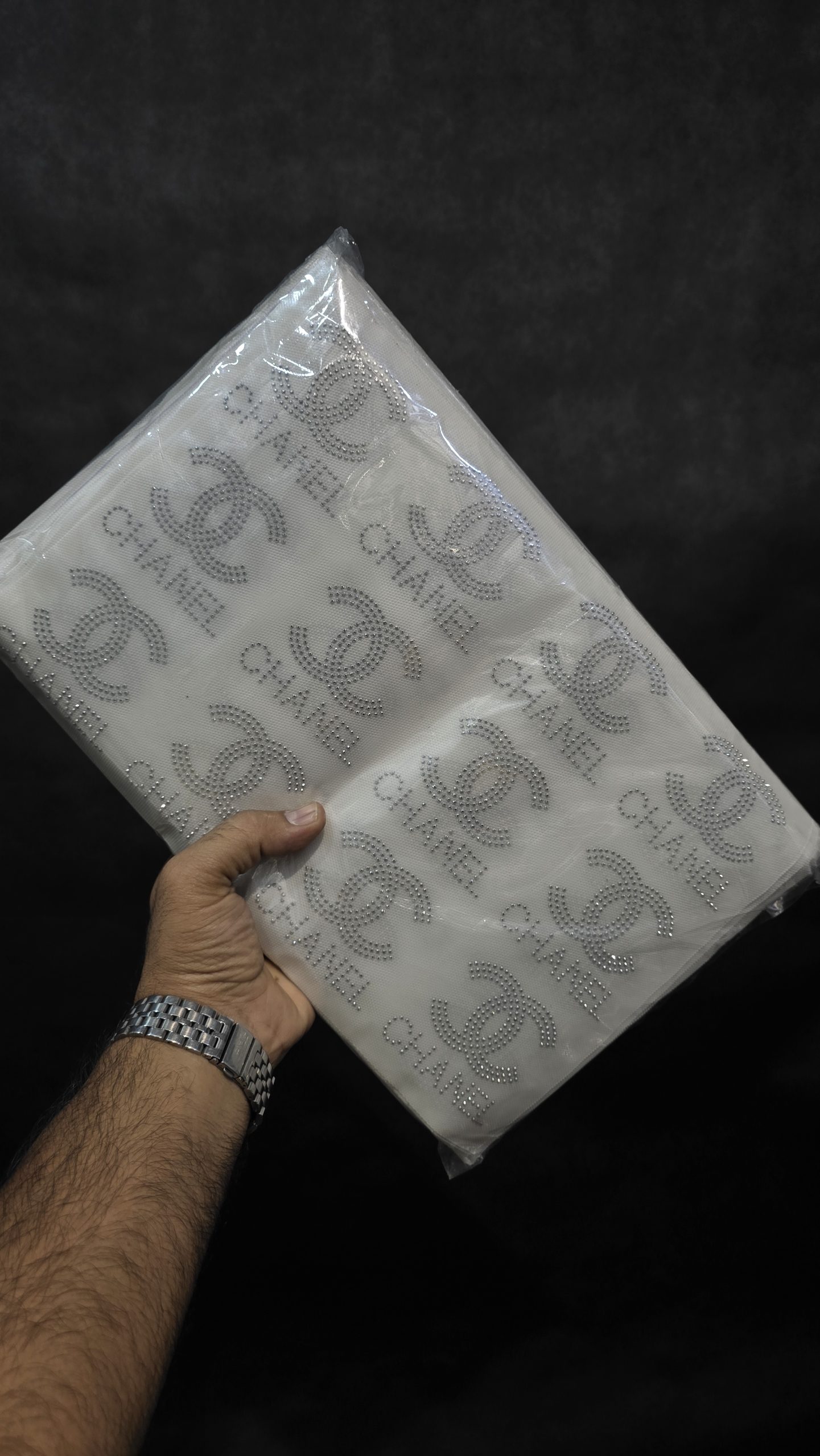 ۲۰۲۵۰۹۰۸_۱۷۴۱۰۶ پنل نگین حرارتی چنل 12 عددی - تصویر 1